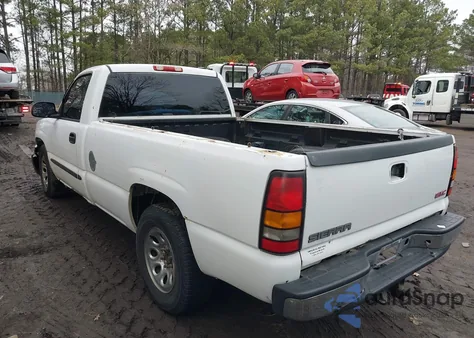 2005 GMC Sierra 1500 z USA, uszkodzony, nr VIN 1GTEC14T45Z260217